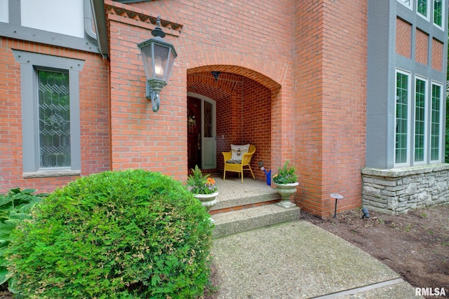 512 Hidden Ln, Peoria, IL 61614 - property entrance featuring brick siding