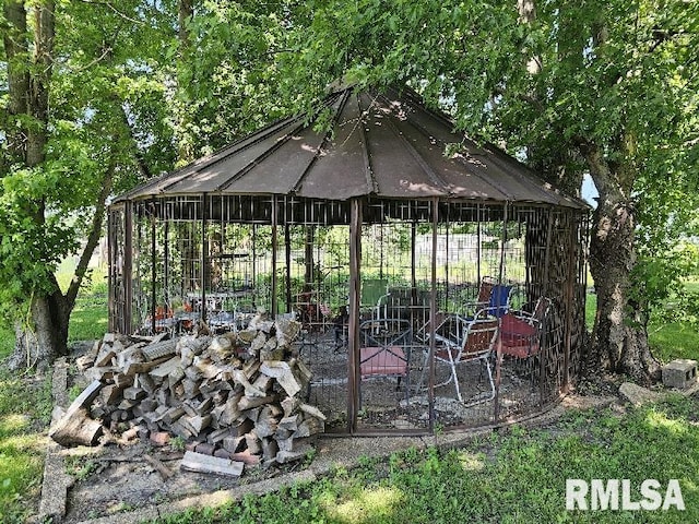 19635 E 800th St, Sciota, IL 61475 - view of patio / terrace