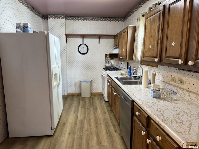 528 N Ave A St, Canton, IL 61520 - photo 8