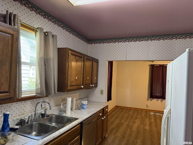 528 N Ave A St, Canton, IL 61520 - photo 9