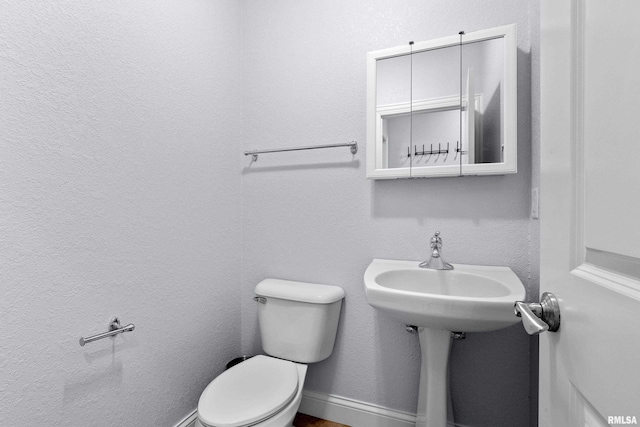 4851 Sheridan Rd, Groveland, IL 61535 - half bath with toilet