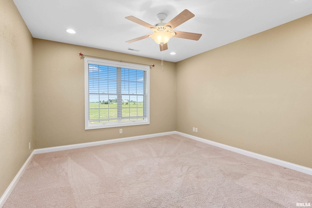 4851 Sheridan Rd, Groveland, IL 61535 - unfurnished room with carpet, a ceiling fan, and recessed lighting