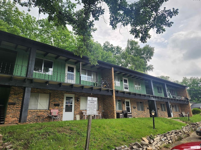 740 E Shore Dr Unit 8, Pekin, IL 61554 - view of property