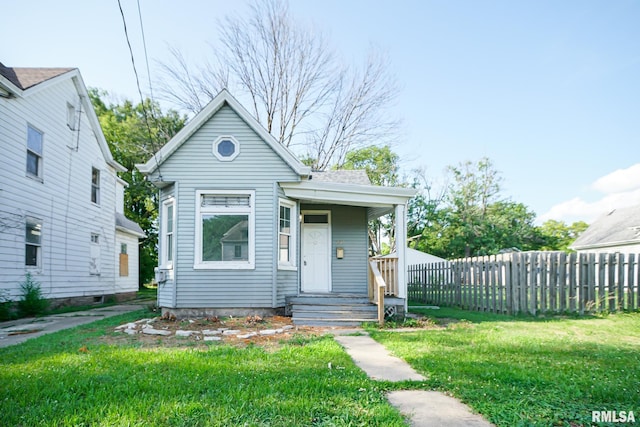 1107 E Frye Ave, Peoria, IL 61603 - view of shotgun-style home