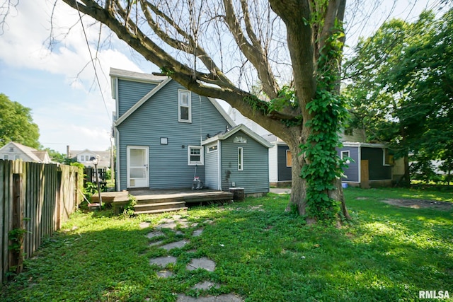 1107 E Frye Ave, Peoria, IL 61603 - rear view of house with a deck