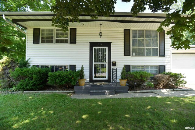 3711 W Creighton Ter, Peoria, IL 61615 - photo 1