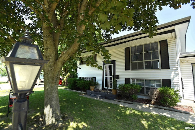 3711 W Creighton Ter, Peoria, IL 61615 - photo 2