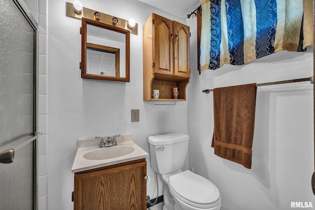 2816 N Kingston Dr, Peoria, IL 61604 - full bathroom featuring vanity and a shower with shower door