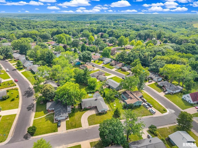 2816 N Kingston Dr, Peoria, IL 61604 - aerial view of residential area featuring a forest