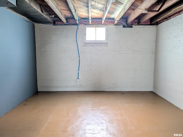 1101 S 4th St, Pekin, IL 61554 - view of below grade area