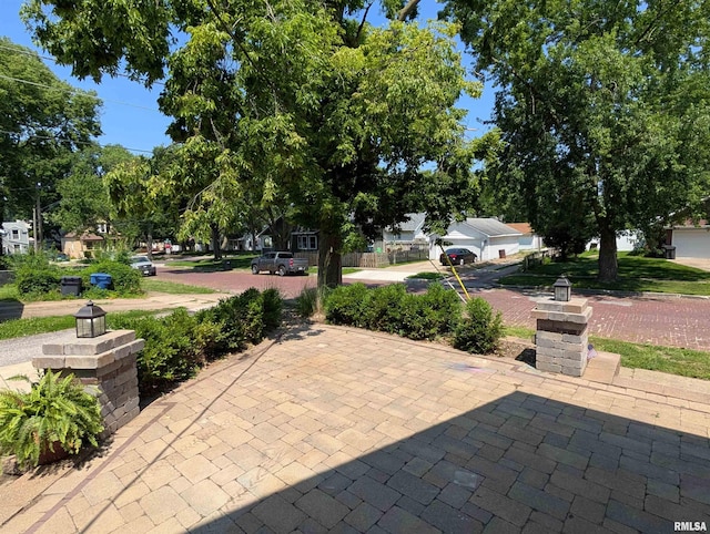 1101 S 4th St, Pekin, IL 61554 - view of patio / terrace