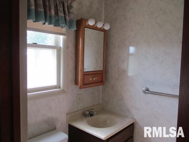 1265 Spring Bay Rd, East Peoria, IL 61611 - bathroom featuring plenty of natural light and vanity