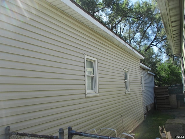 1810 W Latrobe St, Peoria, IL 61605 - view of side of property