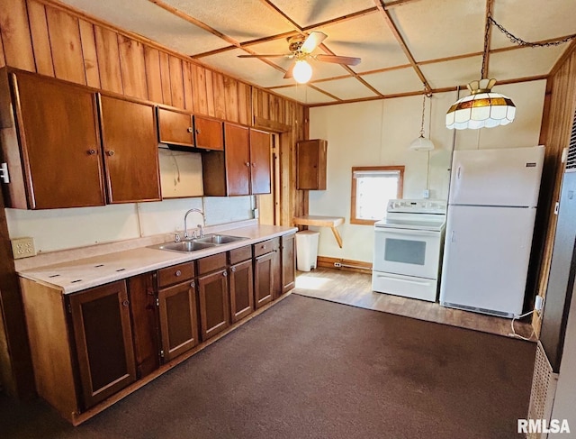 1305 S 8th St, Pekin, IL 61554 - kitchen featuring white appliances, a ceiling fan, and light countertops