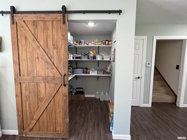 276 E Far Hills Dr, East Peoria, IL 61611 - view of pantry
