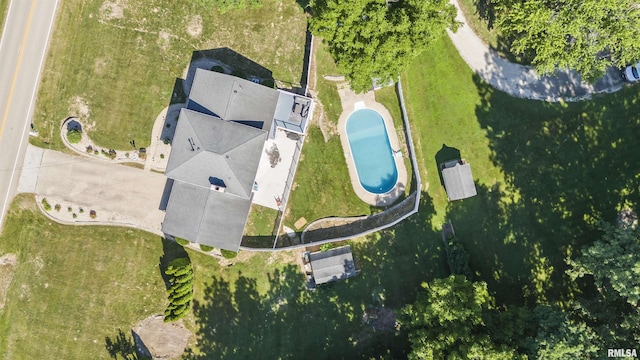 276 E Far Hills Dr, East Peoria, IL 61611 - drone / aerial view of a pool area