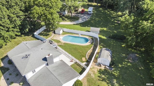 276 E Far Hills Dr, East Peoria, IL 61611 - view of subject property featuring a pool