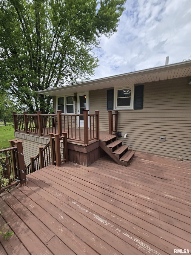 1515 Lakeview Rd N, Dahinda, IL 61428 - view of deck
