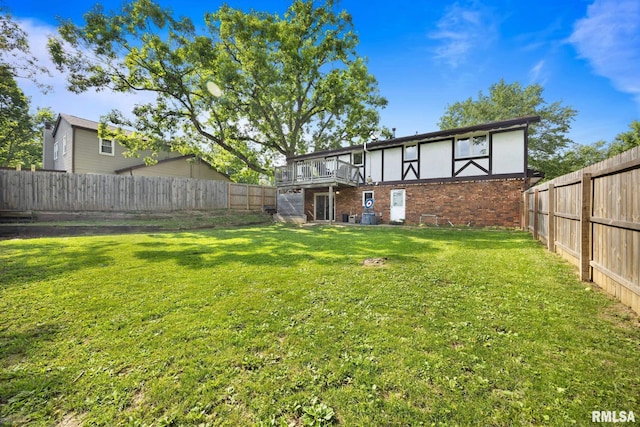 114 Julian Ave, East Peoria, IL 61611 - fenced backyard featuring a wooden deck