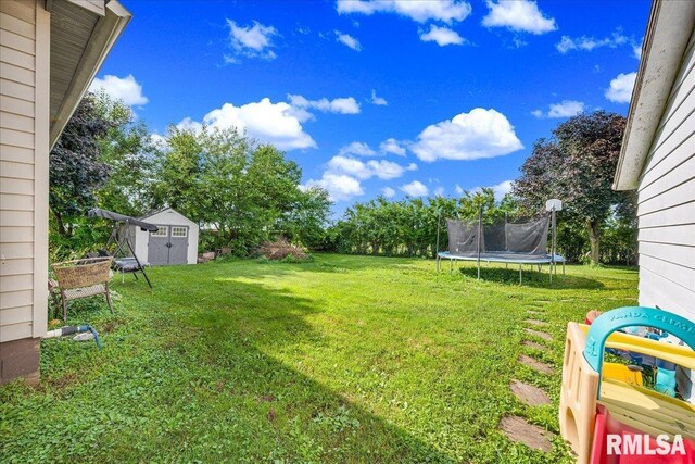 205 W Locust St, La Rose, IL 61541 - photo 25