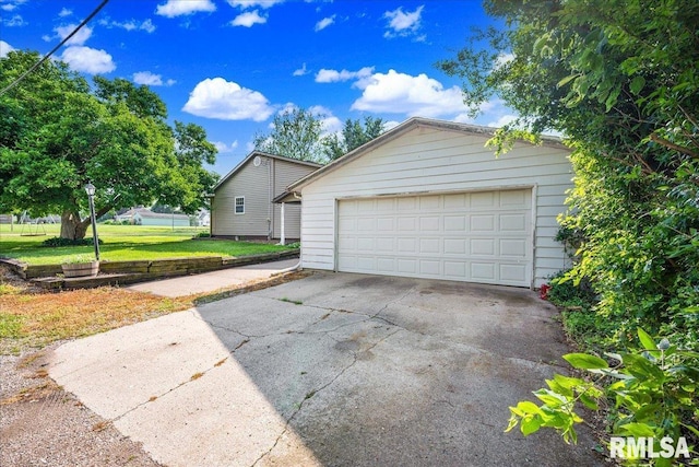 205 W Locust St, La Rose, IL 61541 - photo 28