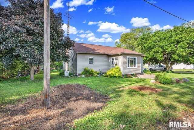 205 W Locust St, La Rose, IL 61541 - photo 31