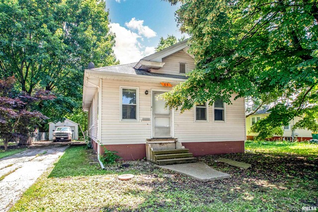 65 Lake St, Galesburg, IL 61401 - photo 1