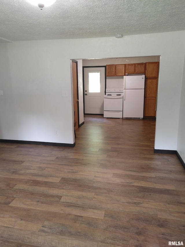 132 N Mcarthur Dr, North Pekin, IL 61554 - photo 8
