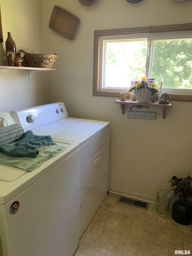 519 E Davis St, Bushnell, IL 61422 - laundry room with separate washer and dryer and baseboards