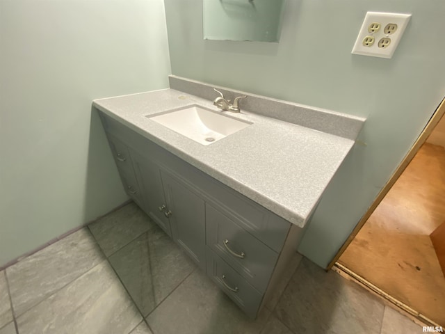 1228 E Lake Ave, Peoria Heights, IL 61616 - bathroom with vanity