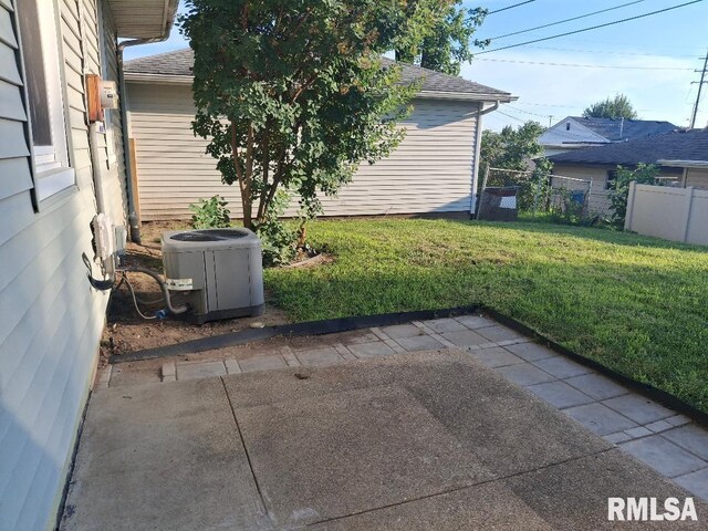 1519 S 3rd St, Pekin, IL 61554 - photo 46