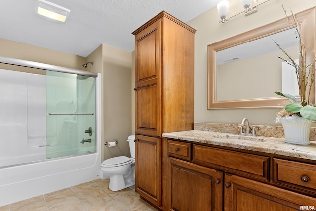 2627 W Lake Pointe Ter, Peoria, IL 61614 - bathroom with vanity and shower / bath combination