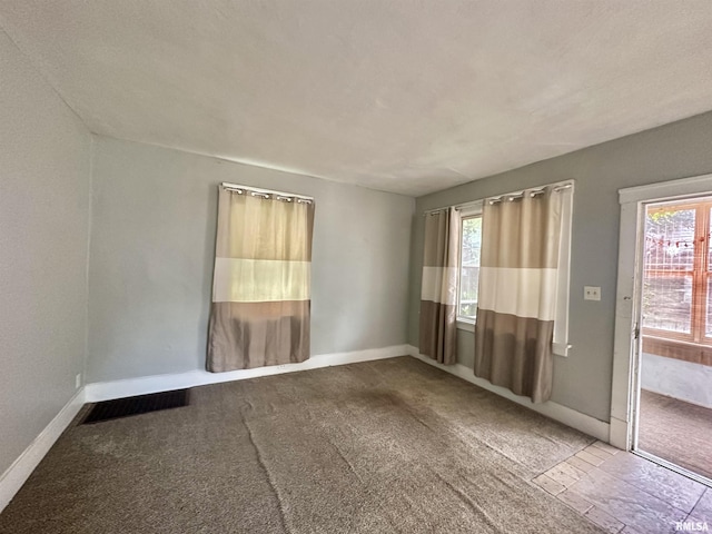 1009 W Armstrong Ave, Peoria, IL 61606 - photo 2