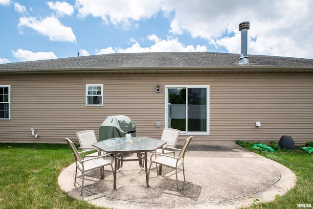 2203 W Gerald Ct, Peoria, IL 61615 - view of patio / terrace featuring area for grilling and outdoor dining area
