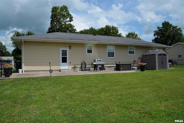 914 Jamie Ln, Macomb, IL 61455 - photo 3