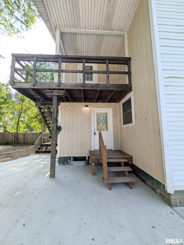 218 Meadow Lawn St, Manito, IL 61546 - back of property featuring stairs