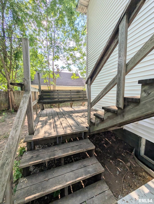 218 Meadow Lawn St, Manito, IL 61546 - view of wooden terrace