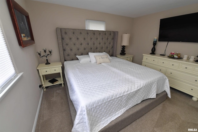 4527 N Nelson Dr, Peoria, IL 61614 - carpeted bedroom with baseboards
