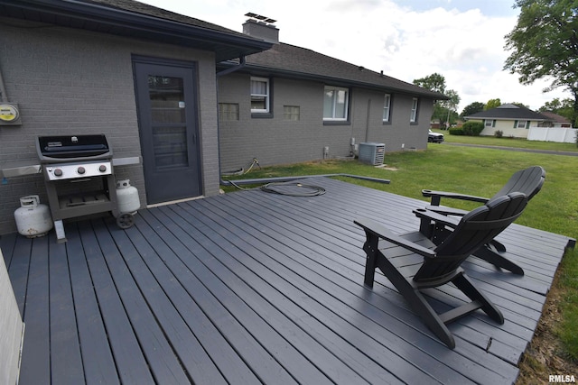 4527 N Nelson Dr, Peoria, IL 61614 - deck with a lawn and grilling area