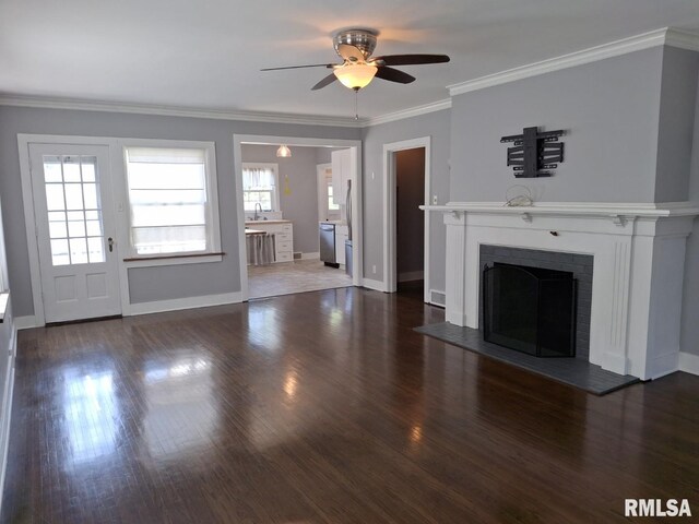 244 W Chestnut St, Canton, IL 61520 - photo 14