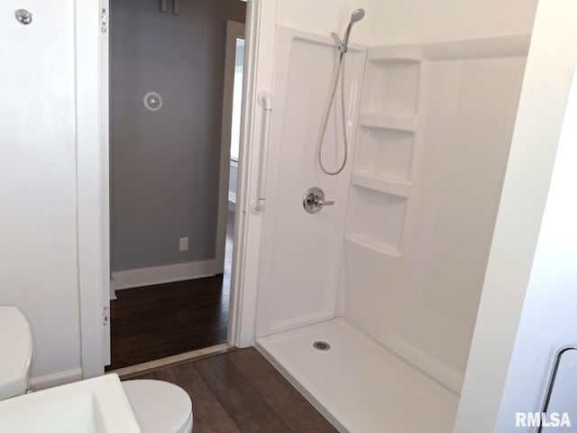 244 W Chestnut St, Canton, IL 61520 - photo 22