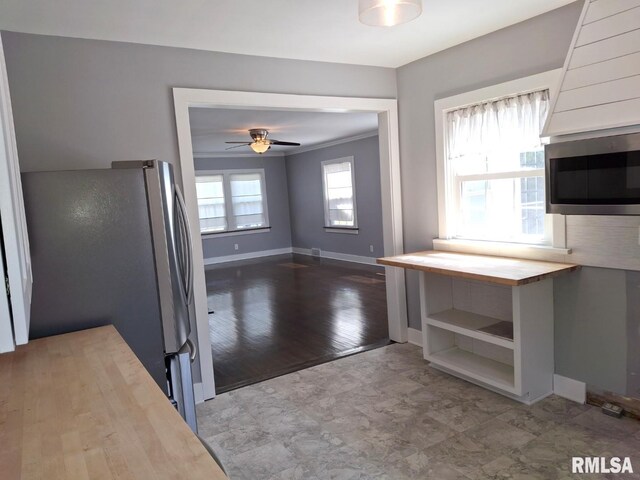 244 W Chestnut St, Canton, IL 61520 - photo 37
