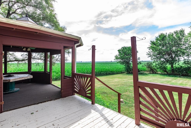 5610 W Lakeshore Dr, Princeville, IL 61559 - wooden deck featuring a yard