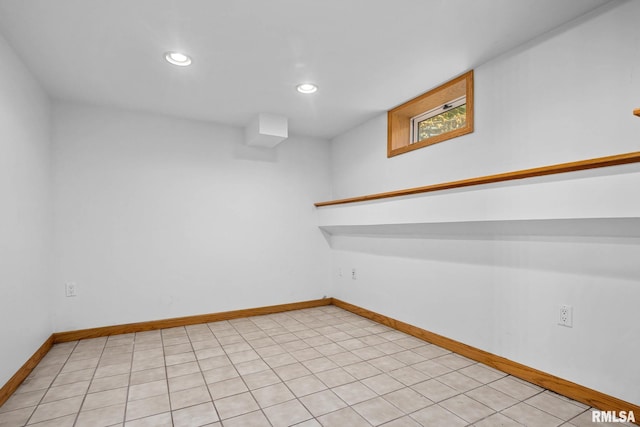 1426 N Main St, East Peoria, IL 61611 - spare room featuring recessed lighting and baseboards