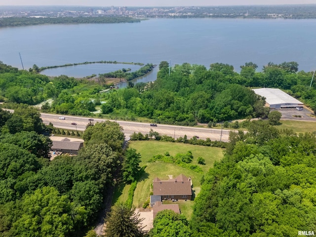 1426 N Main St, East Peoria, IL 61611 - aerial view of a nearby body of water