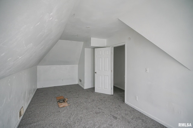 506 Spring St, Peoria, IL 61603 - bonus room with lofted ceiling and carpet