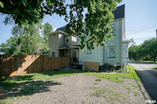 506 Spring St, Peoria, IL 61603 - rear view of property