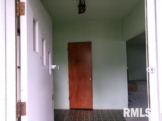 215 N Prairie St, Lacon, IL 61540 - view of hallway