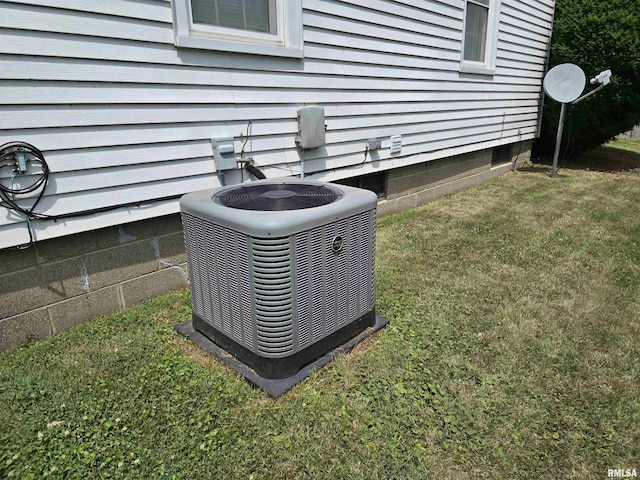 270 Thompson Ct, Canton, IL 61520 - exterior view of a central air condition unit