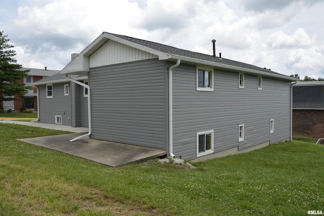926 N Charles St, Macomb, IL 61455 - view of property exterior with a yard